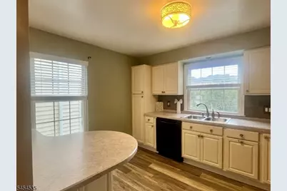 45 Rhea Run, Hampton Township, NJ 07860 - Photo 4