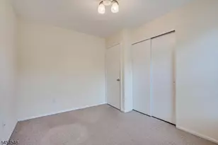449 St Giles Ct, Franklin Township, NJ 08873 - Photo 32