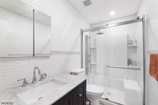 25 Hillside Ct, Union Township, NJ 08809 - Photo 12