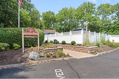 25 Hillside Ct, Union Township, NJ 08809 - Photo 20