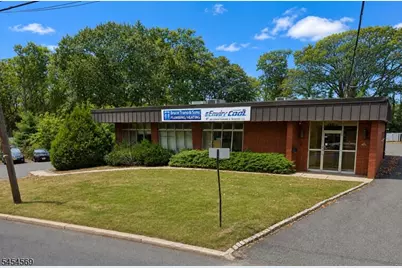 986 S Springfield Ave, Springfield, NJ 07081 - Photo 1