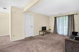 92 Jamestown Rd, Bernards Township, NJ 07920 - Photo 8