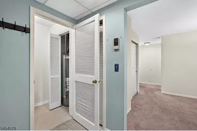 92 Jamestown Rd, Bernards Township, NJ 07920 - Photo 14