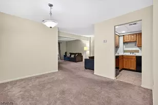 92 Jamestown Rd, Bernards Township, NJ 07920 - Photo 4