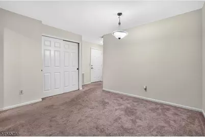 92 Jamestown Rd, Bernards Township, NJ 07920 - Photo 4