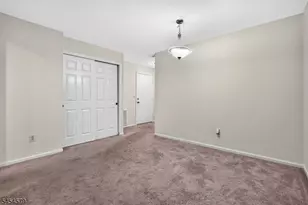 92 Jamestown Rd, Bernards Township, NJ 07920 - Photo 4