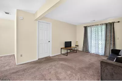 92 Jamestown Rd, Bernards Township, NJ 07920 - Photo 8