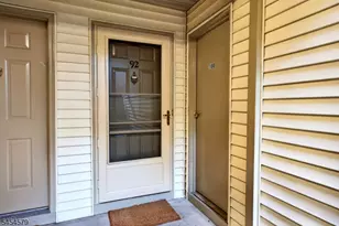 92 Jamestown Rd, Bernards Township, NJ 07920 - Photo 2