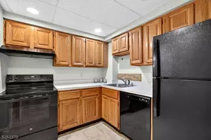 92 Jamestown Rd, Bernards Township, NJ 07920 - Photo 10