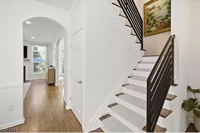 21 Chestnut Ct #11, Cedar Grove, NJ 07009 - Photo 8