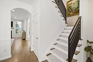 21 Chestnut Ct, Cedar Grove, NJ 07009 - Photo 8