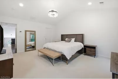 21 Chestnut Ct #11, Cedar Grove, NJ 07009 - Photo 10