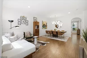 21 Chestnut Ct, Cedar Grove, NJ 07009 - Photo 2