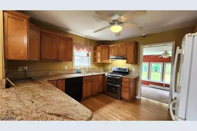 216 E Shore Culver Rd, Frankford Township, NJ 07826 - Photo 16