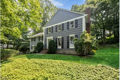 8 Knollwood Drive, Morris Township, NJ 07960 - Photo 1