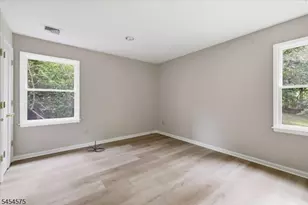 27 Inwood Rd, Berkeley Heights Township, NJ 07922 - Photo 28