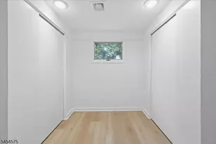 27 Inwood Rd, Berkeley Heights Township, NJ 07922 - Photo 26