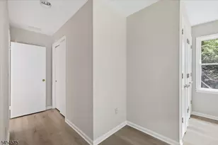 27 Inwood Rd, Berkeley Heights Township, NJ 07922 - Photo 30