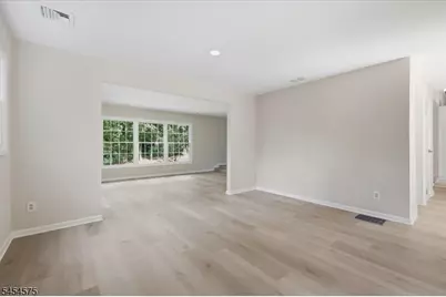 27 Inwood Rd, Berkeley Heights Township, NJ 07922 - Photo 14