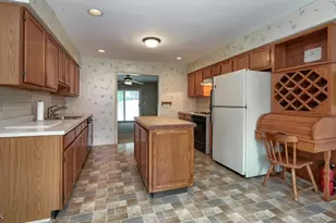 42 Bowfell Ct, Wayne, NJ 07470 - Photo 10