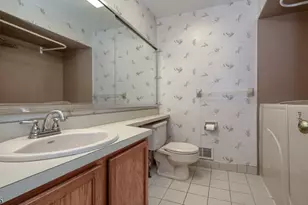 42 Bowfell Ct, Wayne, NJ 07470 - Photo 22