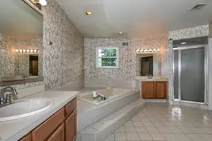 42 Bowfell Ct, Wayne, NJ 07470 - Photo 20