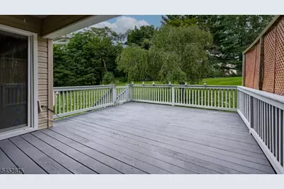 42 Bowfell Ct, Wayne, NJ 07470 - Photo 20