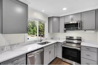 7 Birchwood Dr, Mount Olive, NJ 07828 - Photo 16
