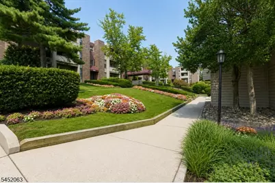 833 Main  Unit #E, Belleville, NJ 07109 - Photo 2