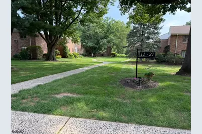 21A Troy Dr #A, Springfield, NJ 07081 - Photo 2