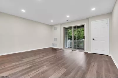 54 Junco Ct, Readington, NJ 08887 - Photo 10
