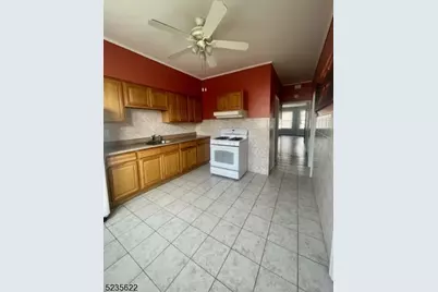 140 Hoyt St #2, Kearny, NJ 07032 - Photo 6