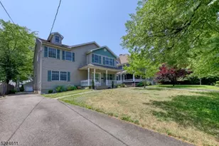 204 Lorraine Ave, Montclair, NJ 07043 - Photo 40