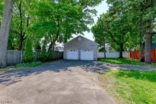 204 Lorraine Ave, Montclair, NJ 07043 - Photo 38