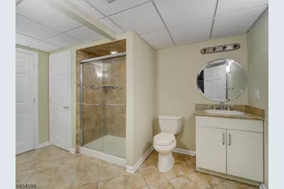 204 Lorraine Ave, Montclair, NJ 07043 - Photo 34