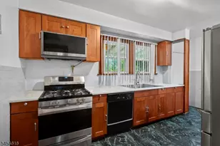 121 Scofield St, Newark, NJ 07106 - Photo 8