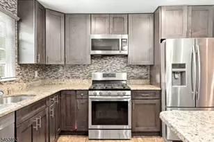 1114 Middlesex St, Linden, NJ 07036 - Photo 8