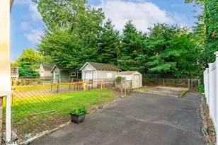 64 E Almira St, Bloomfield, NJ 07003 - Photo 14