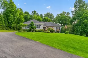 309 Turkey Top Rd, Lebanon Township, NJ 07865 - Photo 2