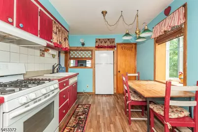 41 Dacotah Ave, Parsippany, NJ 07034 - Photo 10
