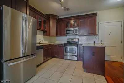 104 E Elizabeth Ave #403, Linden, NJ 07036 - Photo 6