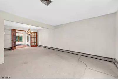 105 Victoria Drive, Clark Township, NJ 07066 - Photo 8