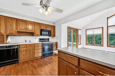105 Victoria Drive, Clark Township, NJ 07066 - Photo 10