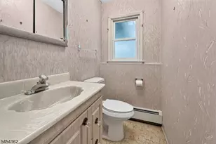 105 Victoria Dr, Clark Township, NJ 07066 - Photo 30