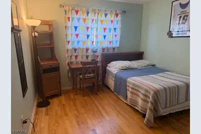 652 Holly Ln, North Brunswick Township, NJ 08902 - Photo 18