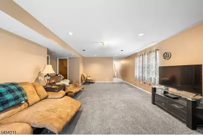 820 Baldwin Ave, Linden, NJ 07036 - Photo 14