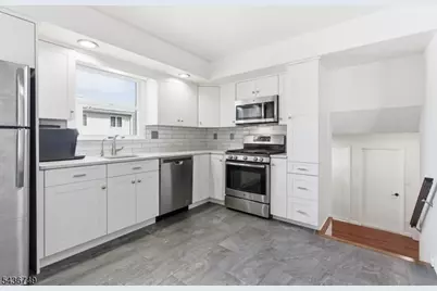 162 Washington St, Berkeley Heights Township, NJ 07922 - Photo 16