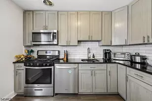 1130 Valley Rd, Wayne, NJ 07470 - Photo 10