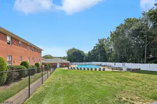 1130 Valley Rd, Wayne, NJ 07470 - Photo 18