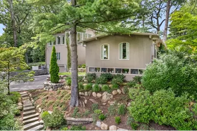 1 Driftway St, Roseland, NJ 07068 - Photo 40